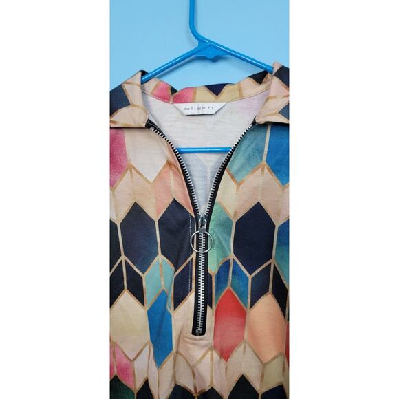Tendency Shirt Womens Small Multi Color Geometric 1/2 Zip Stretch Pullover - Picture 3 of 4